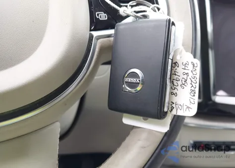 2023 Volvo Xc60 B5 Plus Dark Theme из США, поврежденный, VIN YV4L12DW4P1312425